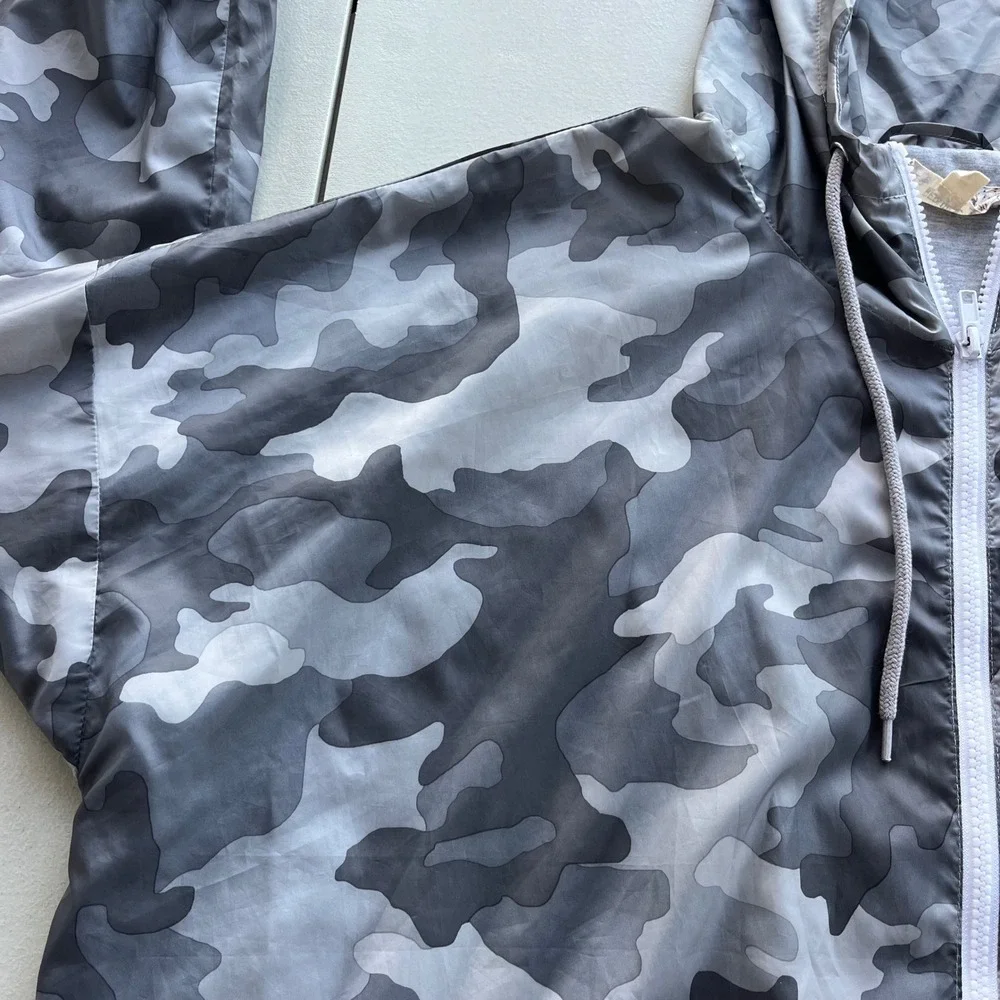 Pink Republic Womens XL Grey Camo Full Zip Hooded Lightweight Windbreaker Jacket